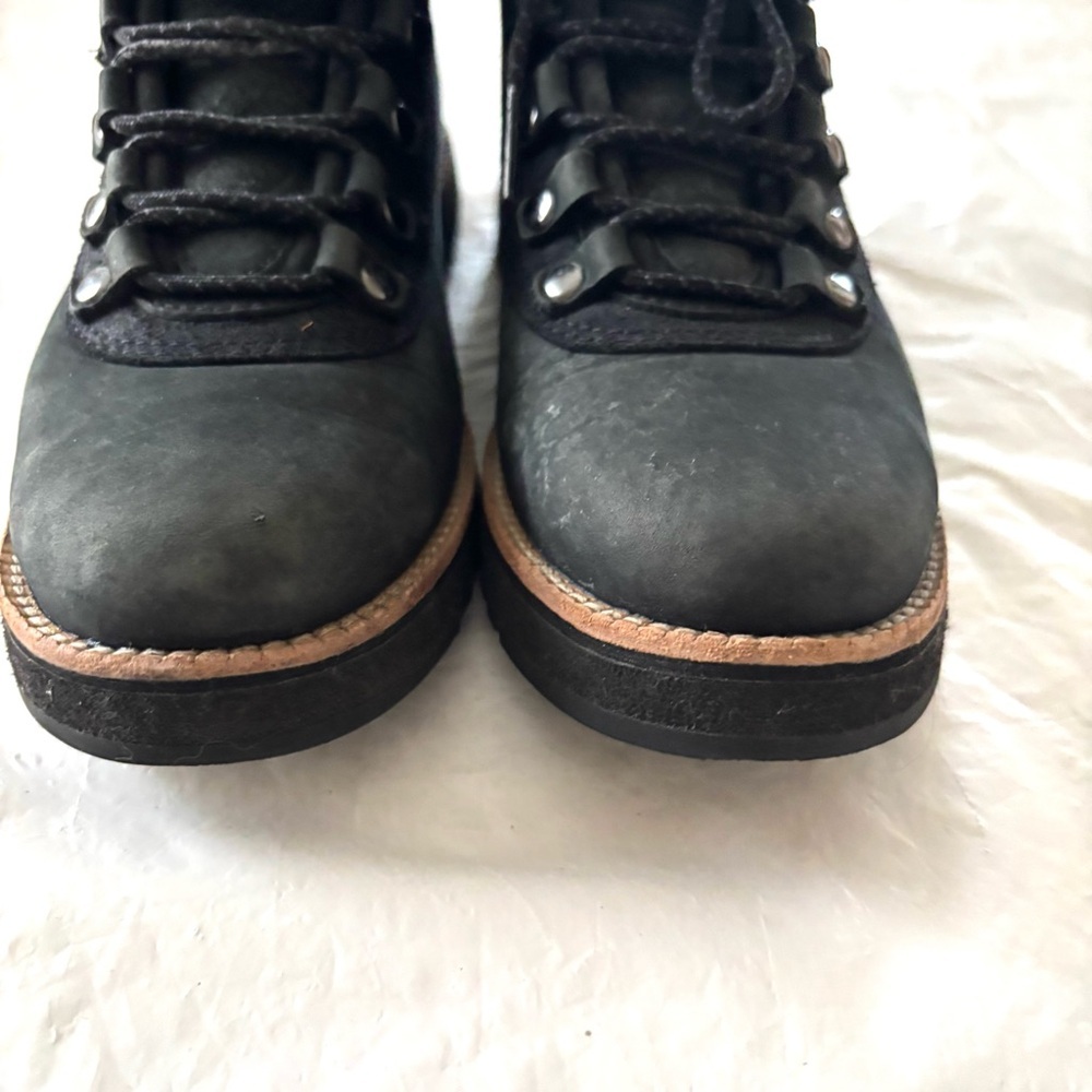Cole Haan ZEROGRAND Explore Waterproof Hiking Boots Black SZ 6 B Worn 1X - Picture 7 of 15